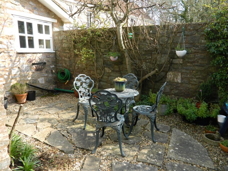 Images for Staple Cross, Wellington