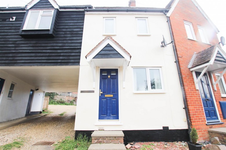 Click the photo for more details of Wicken Road, Newport, Saffron Walden