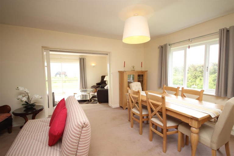Images for Farnborough, Wantage OX12 8NX