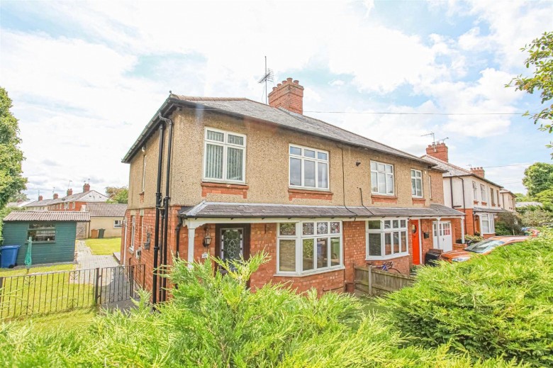 Click the photo for more details of Farmfield Road, Banbury