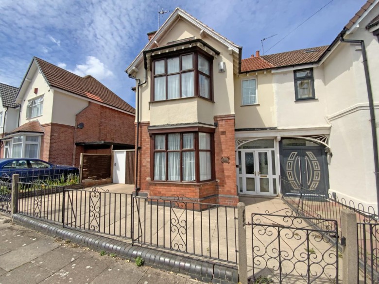Click the photo for more details of Roundhill Road, Evington, Leicester