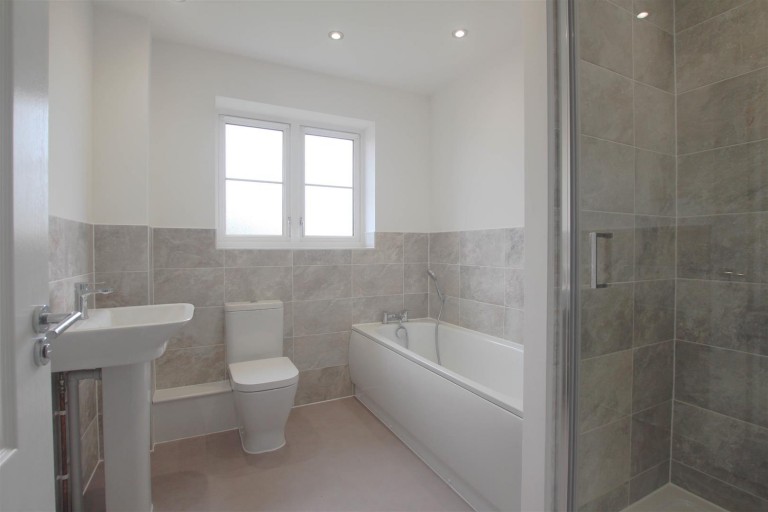 Images for 10 Home Pasture, Saffron Walden