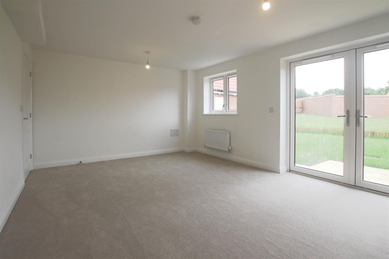 Images for 10 Home Pasture, Saffron Walden