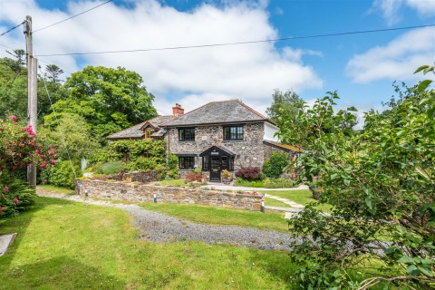 Click the photo for more details of Leat Road, Lifton