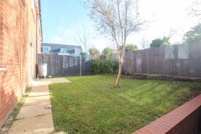 Images for Vanoli Close, Saffron Walden