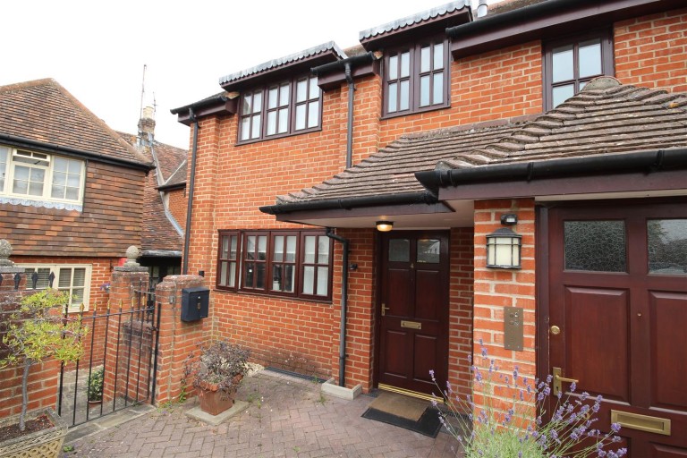 Images for Hyde Court, Post Office Lane, Wantage