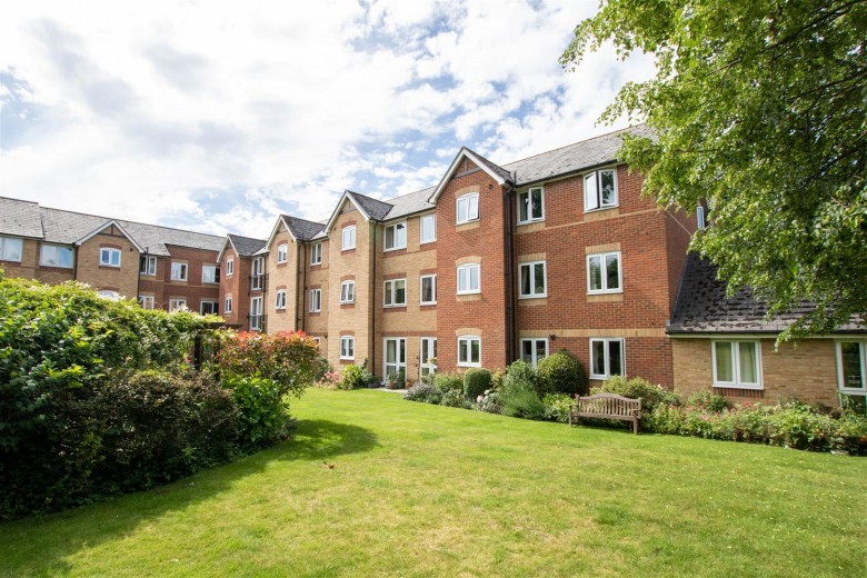 Click the photo for more details of Station Street, Saffron Walden