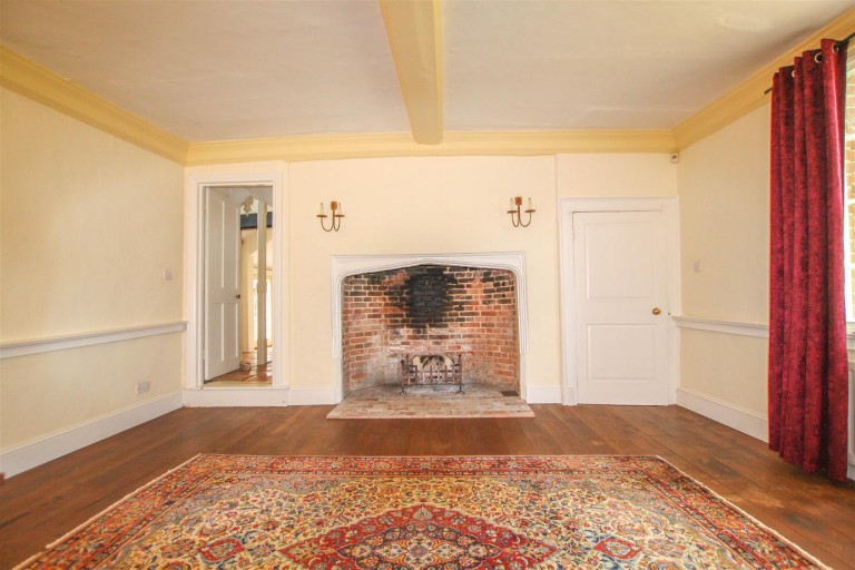 Images for Helions Bumpstead Road, Haverhill
