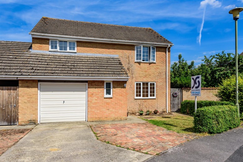 Click the photo for more details of Donnington Place, Wantage OX12 9YE