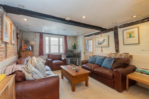 Click the photo for more details of New Street, Henley-On-Thames