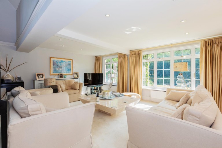 Images for Lashbrook Road, Lower Shiplake, Henley-On-Thames