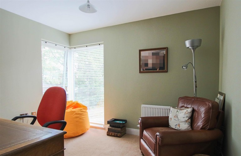 Images for 8 Tilia Court, Saffron Walden