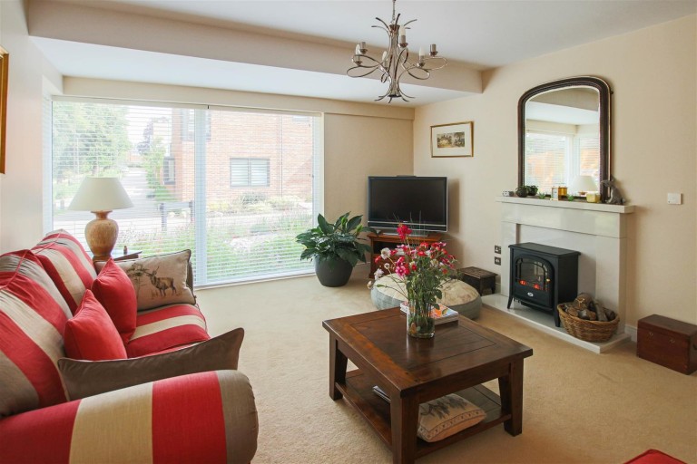 Images for 8 Tilia Court, Saffron Walden