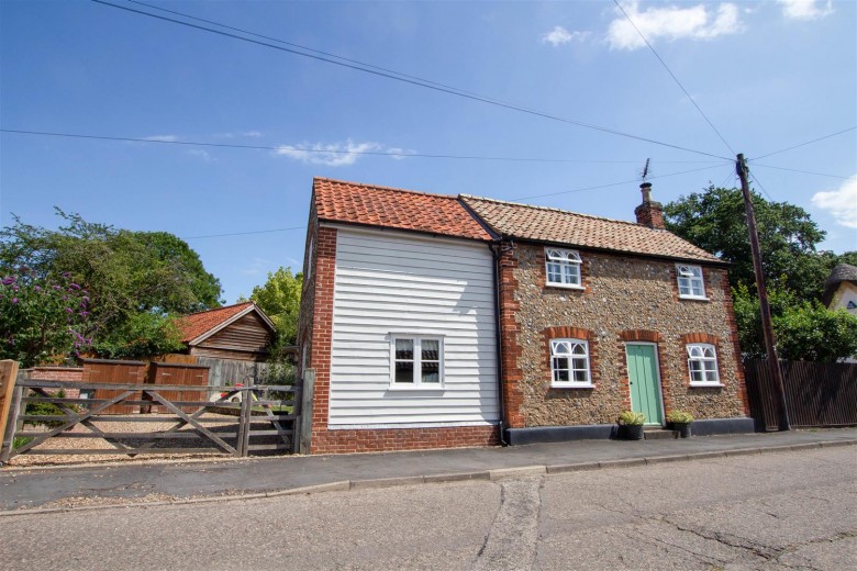 Click the photo for more details of Church Lane, Abington, Cambridge