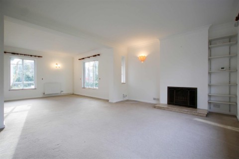 Click the photo for more details of Hills Avenue, Cambridge