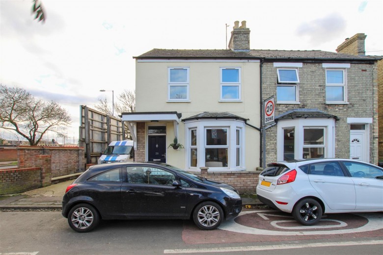 Click the photo for more details of Natal Road, Cambridge
