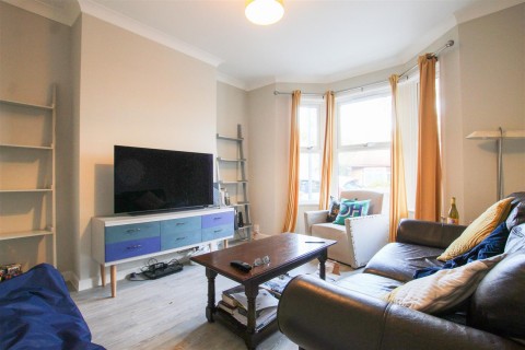 Click the photo for more details of Natal Road, Cambridge