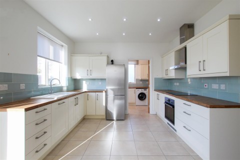 Click the photo for more details of Cambridge Road, Foxton, Cambridge