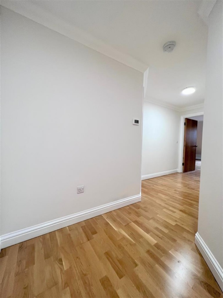 Images for The Avenue, Newmarket