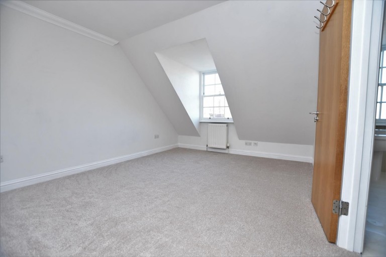 Images for The Avenue, Newmarket