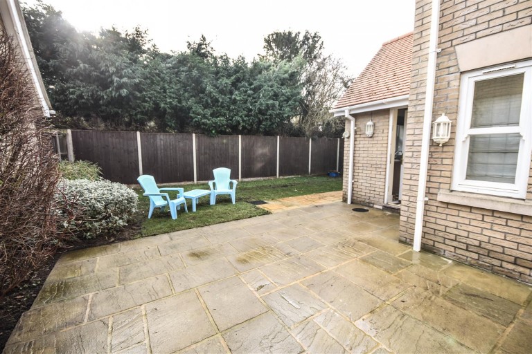 Images for Lion Court, Haddenham, Ely
