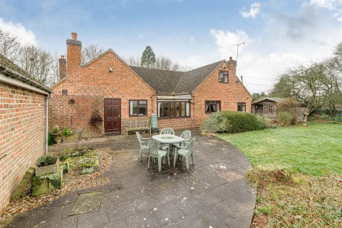 Click the photo for more details of Ashby Road, Tamworth, B79