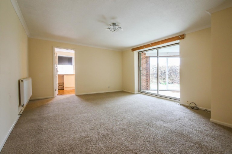 Images for Fairlawns, Newmarket