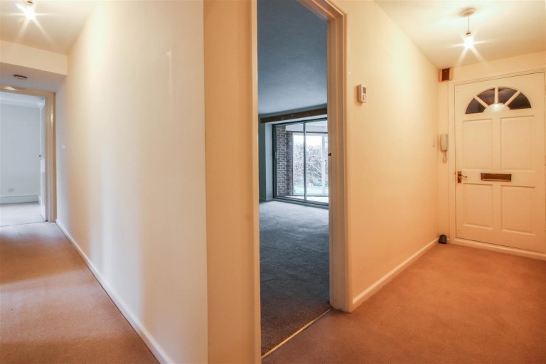 Images for Fairlawns, Newmarket