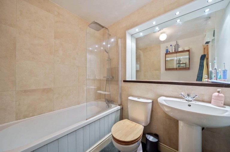 Images for WATLINGTON