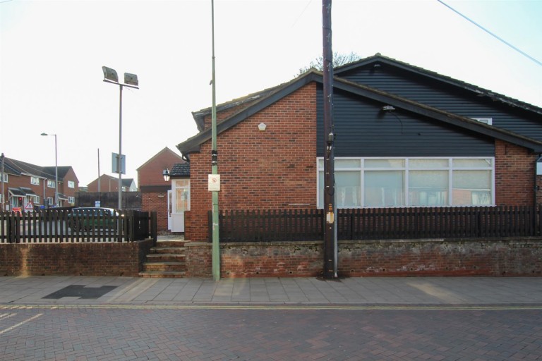 Images for 70 High Street, Haverhill, CB9