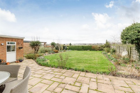 Click the photo for more details of Fox's Covert, Fenny Drayton, CV13