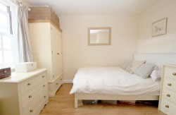 Images for White Hart Close, Benson