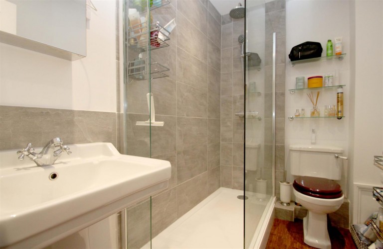 Images for White Hart Close, Benson