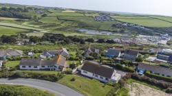 Images for Mawgan Porth, Newquay
