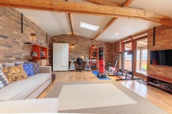 Images for 5 beds & Annexe - Birstall Road, Birstall, Leicestershire