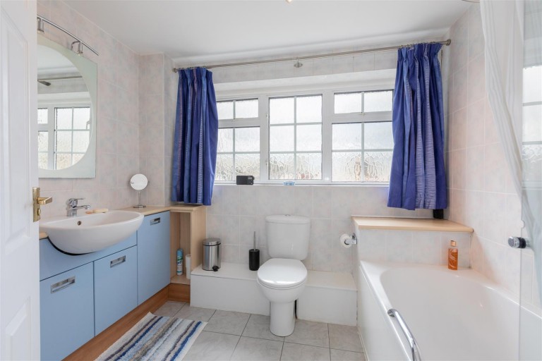 Images for Baronsmead, Henley-On-Thames