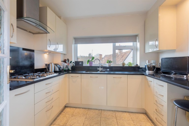 Images for Baronsmead, Henley-On-Thames