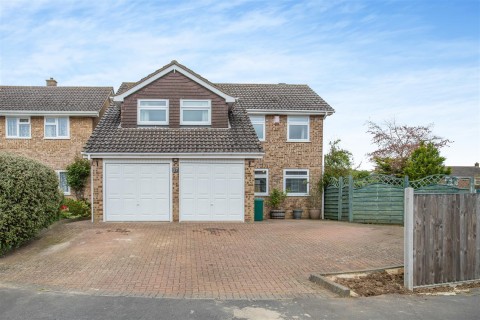 Click the photo for more details of Tay Close, Oakham, Rutland