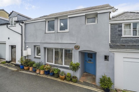 Click the photo for more details of South Street, Totnes