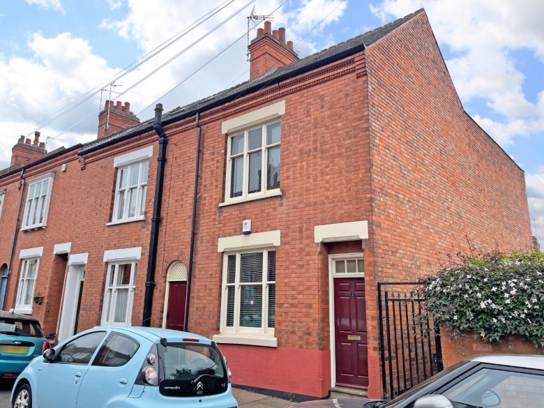 Click the photo for more details of Lytton Road, Clarendon Park, Leicester