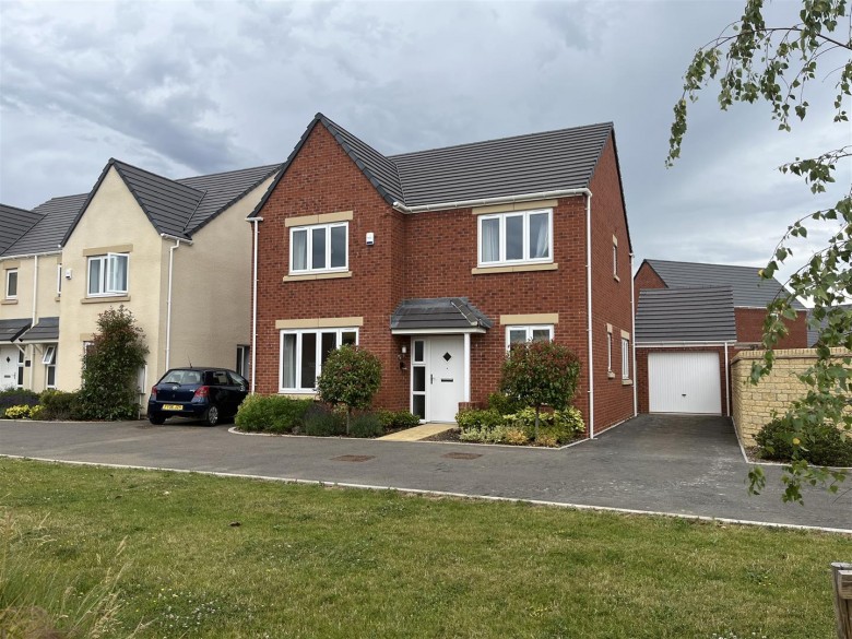Click the photo for more details of Dominie Place, Witney