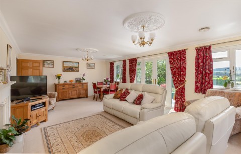 Click the photo for more details of Apse Heath, Isle of Wight