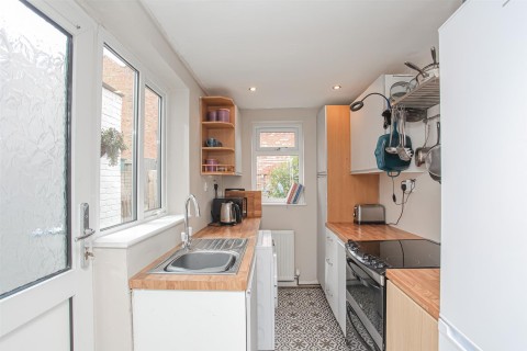 Click the photo for more details of Bath Road, Banbury