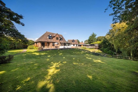 Click the photo for more details of Shanklin, Isle of Wight