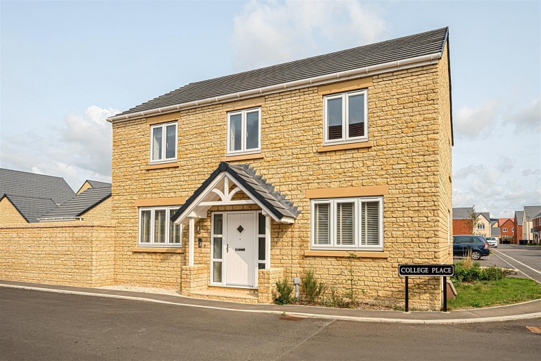 Click the photo for more details of College Place, Witney, Oxfordshire, OX29
