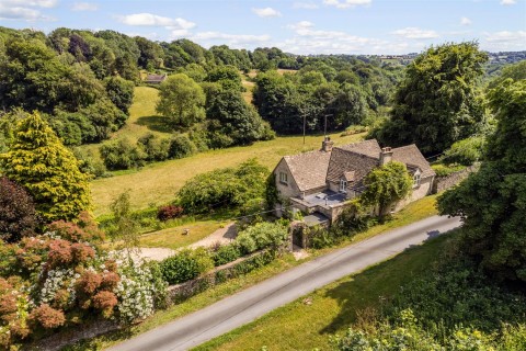 Click the photo for more details of Bournes Green, Gloucestershire