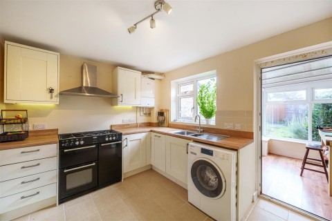 Click the photo for more details of Collett Way, Grove, Wantage