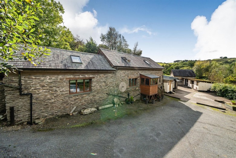 Click the photo for more details of East Down, Barnstaple