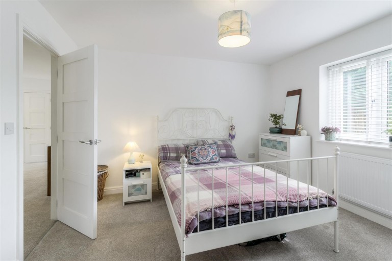 Images for Oakfield Gardens, Atherstone, CV9