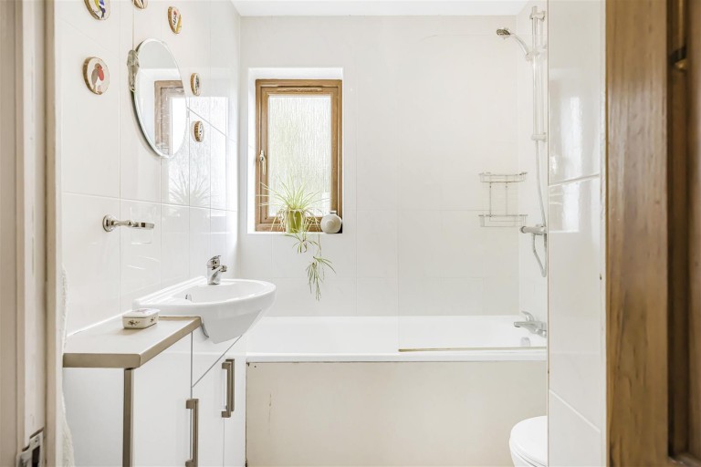 Images for Ash Close, Watlington